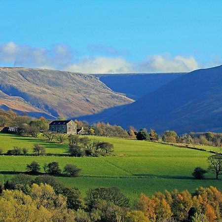 Dovestone Holiday Park Hotel Greenfield  Luaran gambar