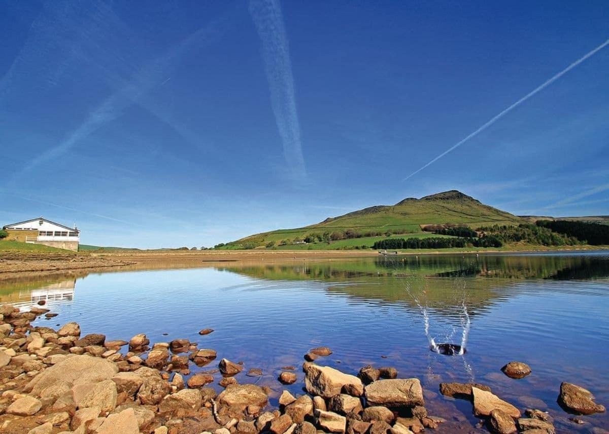 Dovestone Holiday Park Hotel Greenfield  Luaran gambar